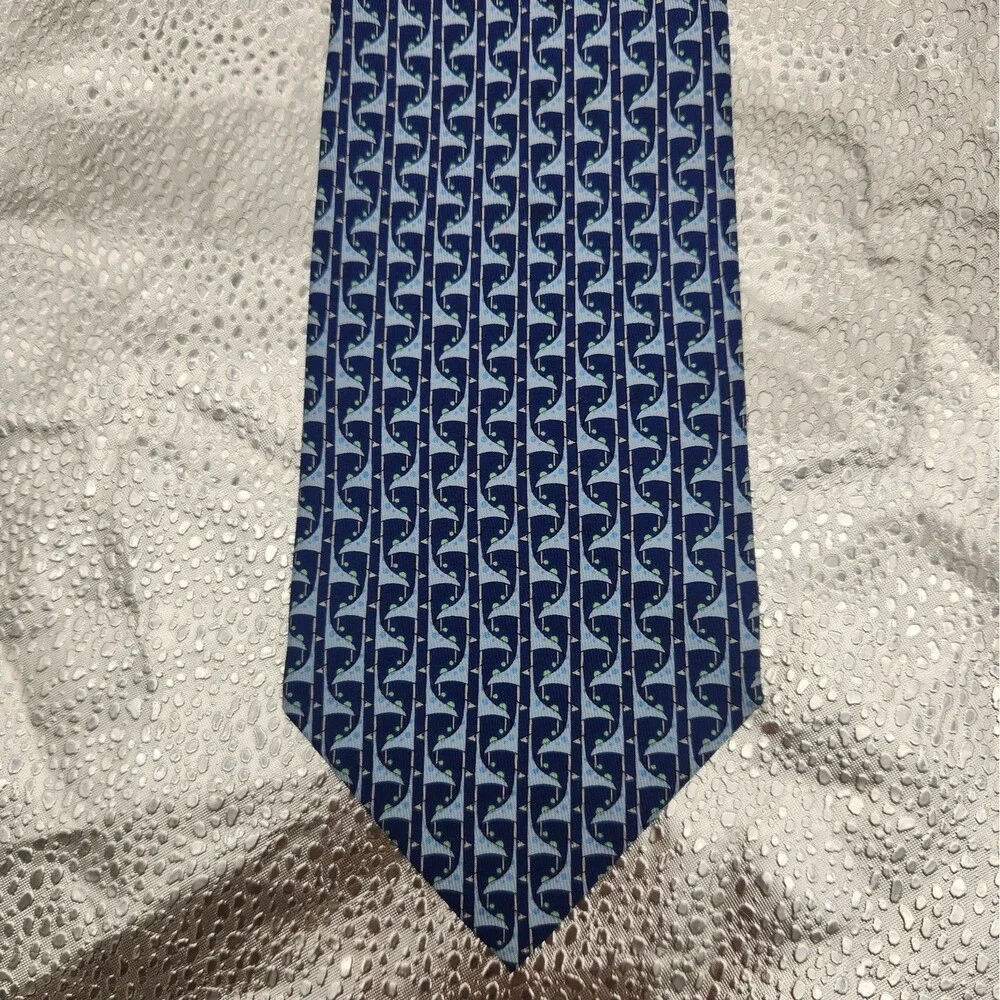 Tie Salvatore Ferragamo Navy Blue Stylized Whale 100% Silk Necktie Italy Vintage
